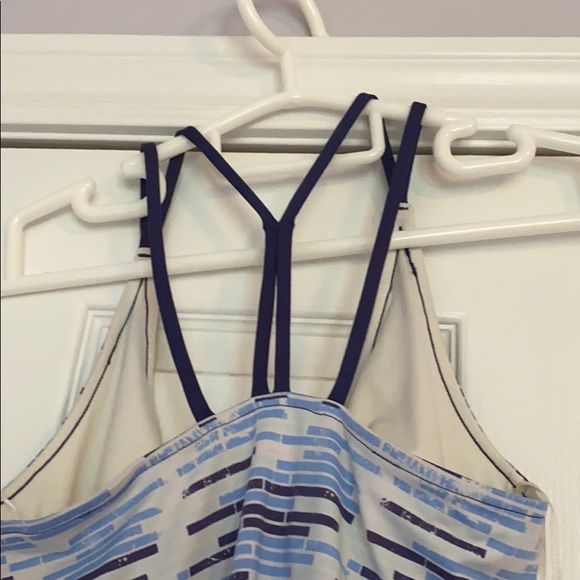 Sport dress - Picture 3 of 3